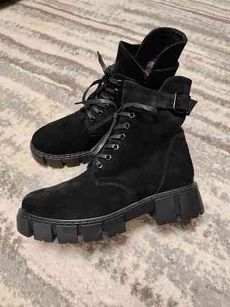 Женские зимние ботинки Донецк