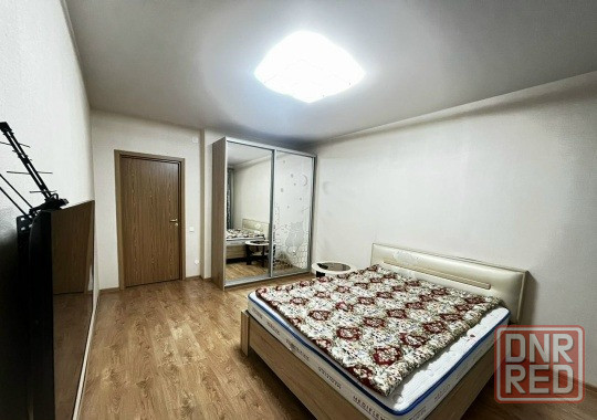 Сдаю двухкомнатную квартиру 45.0 м² город Донецк Киевский район ориентир "Шахтёрская площадь" Донецк - изображение 2