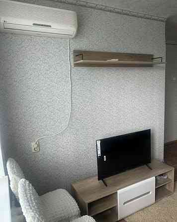 Сдается двухкомнатная квартира в Ворошиловском районе, в шаговой Донецк