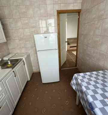 Сдается двухкомнатная квартира в Ворошиловском районе, в шаговой Донецк