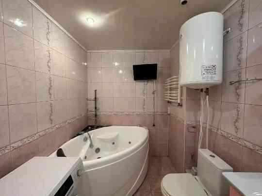 Сдаётся: 2-х комнатная квартира Район: Ленинский Донецк