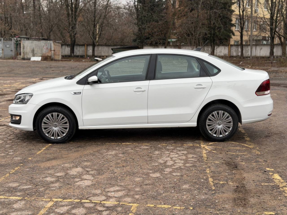 Продам Volkswagen polo Донецк