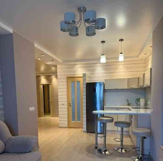 Сдаю двухкомнатную квартиру 49.0 м² этаж 5/9 город Донецк, Ленинский район, Цирк Донецк