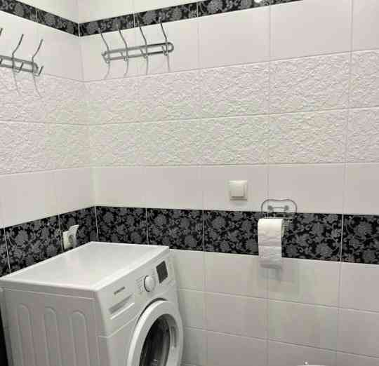 Сдаю двухкомнатную квартиру 64.0 м² этаж 5/10 город Донецк, Донецк