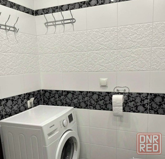 Сдаю двухкомнатную квартиру 64.0 м² этаж 5/10 город Донецк, Донецк - изображение 2