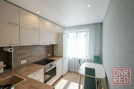 Сдаётся двухкомнатная квартира в Ворошиловском районе, по Гурова, Донецк - изображение 1