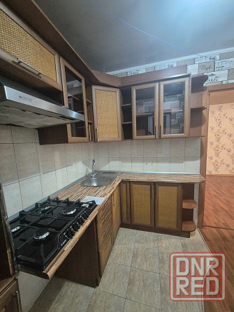 Сдам отличную 1 комн.квартиру на Объединенном , исполком , Пролетарский район Донецк - изображение 1