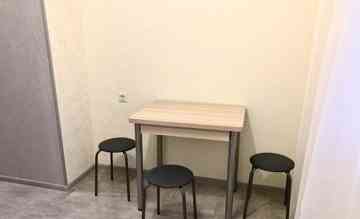 Сдаю однокомнатную светлую квартиру в Калининском районе Донецк