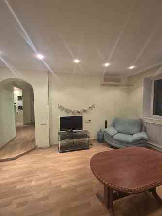 Сдам 3х комнатную квартиру в центре города артема 100 Донецк