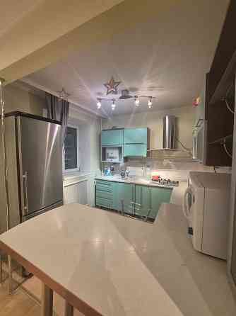 Сдам 3х комнатную квартиру в центре города артема 100 Донецк