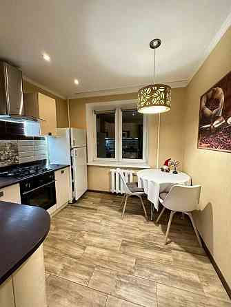 Предлагаю в аренду 2х комнатную квартиру, Калининский район Донецк