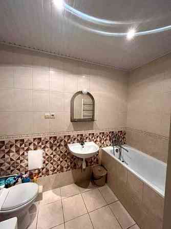 Сдам просторную двухкомнатную квартиру в Ворошиловском районе Донецк