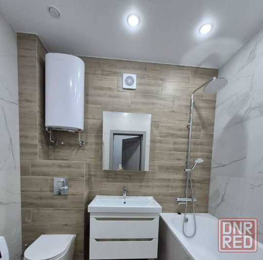 Сдам комфортную 1- комнатную квартиру в Ворошиловском районе Донецк - изображение 3