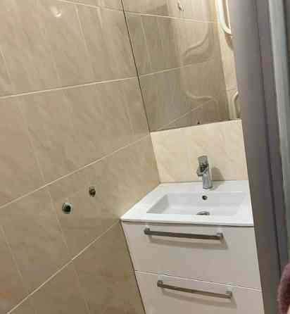 Сдается 2-х комнатная на длительный срок р-н Калининский Донецк