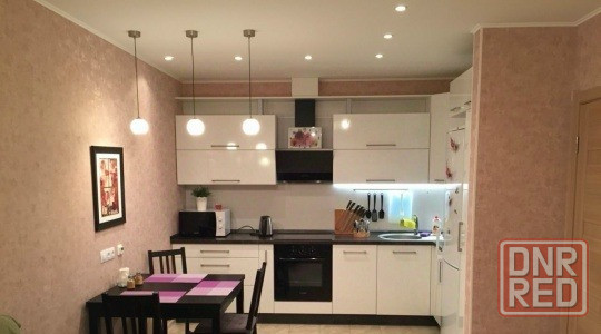 Сдаю двухкомнатную квартиру в Калининском районе Донецк - изображение 1