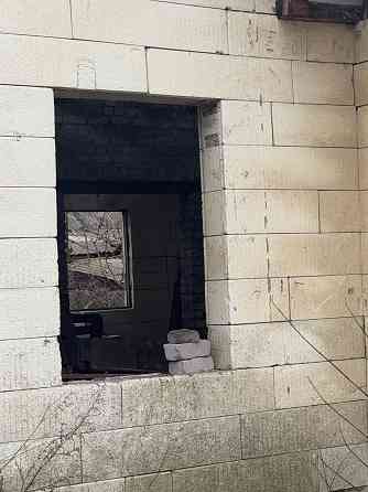 Продам участок с коробкой 160м2 Донецк