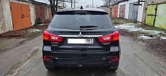 Mitsubishi Outlander Sport Красный Луч