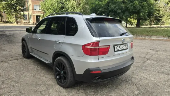 BMW X5 3.0 Красный Луч