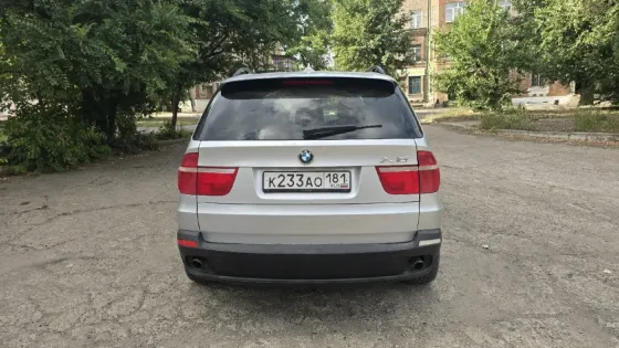 BMW X5 3.0 Красный Луч
