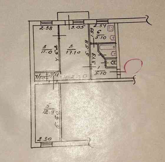 3 комнатная квартира пр.Строителей р-н Приморского суда Мариуполь