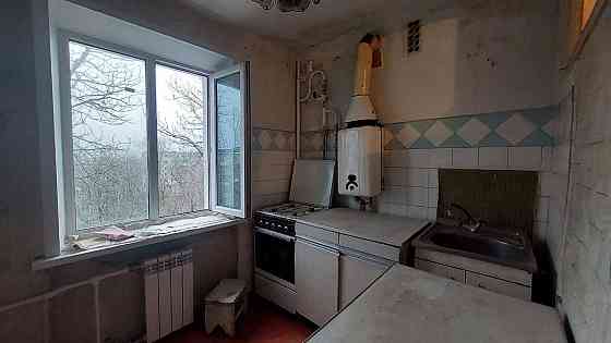 3 комнатная квартира пр.Строителей р-н Приморского суда Мариуполь