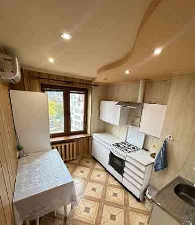 Продам 3ком Ворошиловский район, б.Школьный Донецк