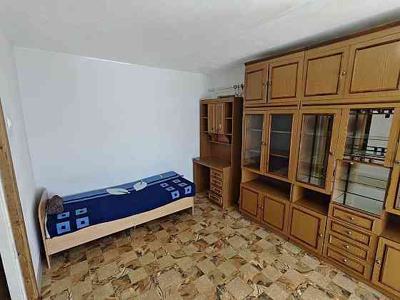 2-к. квартира, 57м2, 4 эт. Мариуполь