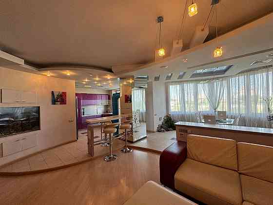 ARENDA KomFort Klass - 4х Ком Квартиры в Центре Донецка ! Вода Круглосуточно ! Паркинг, Консьерж ! Донецк