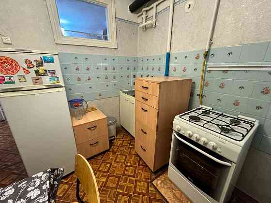 Сдаётся двухкомнатная квартира возле оцкб Донецк