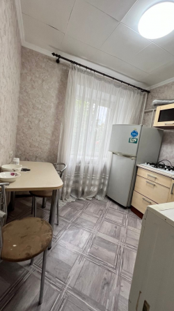 Сдам квартиру в центре Макеевка