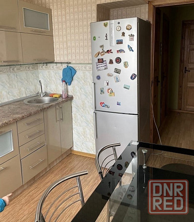 Сдаю двухкомнатную квартиру Ворошиловский район, проспект Дзержинского Донецк - изображение 1