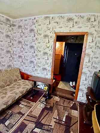 Продаётся 1 к гостинка в Левобережном районе по проспекту Победы. Мариуполь