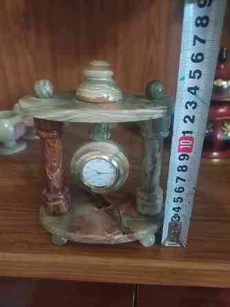 Часы из камня, оникс. Макеевка