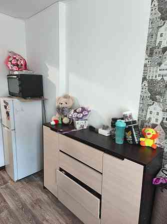 Продам гостинку с ремонтом Мариуполь