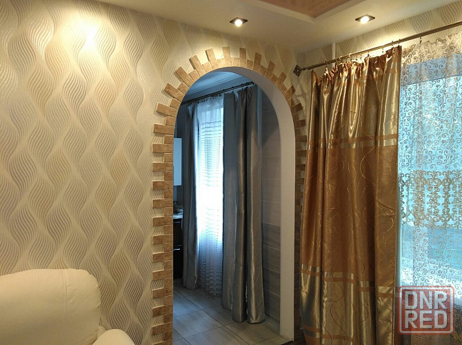 Аренда 3к трехкомнатной квартиры в Ворошиловском районе Парк Кованных фигур Донецк - изображение 1