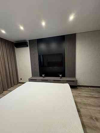 Сдается в аренда евродвушка с отличным ремонтом, полностью укопмлектованна бытовой техникой. Мариуполь