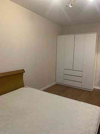 На левом берегу сдаётся квартира в районе площади. Мариуполь