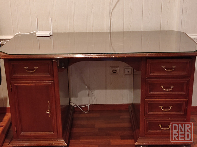 Шикарный письменный стол в стиле old school натуральное дерево Донецк - изображение 1