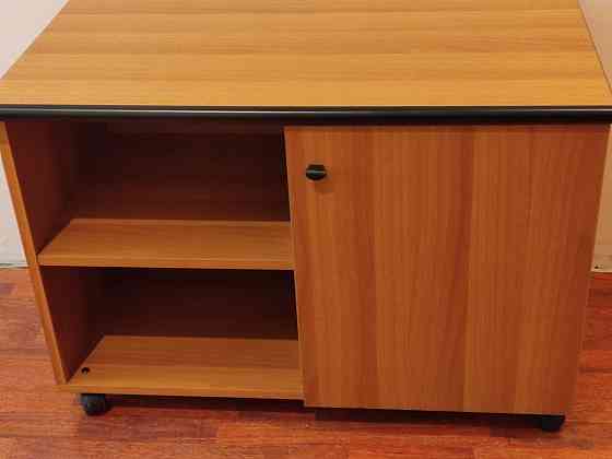 Комплект офисной мебели б/у Донецк