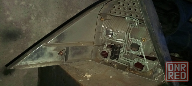 Фонарь задний левый Mercedes W220 Донецк - изображение 1