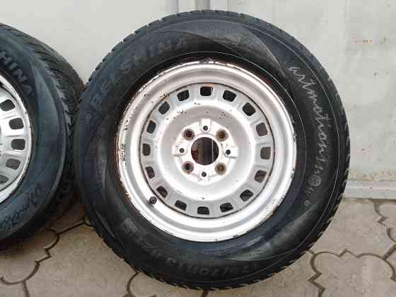 Продам пару Зимних колëс 175/70/13 Донецк