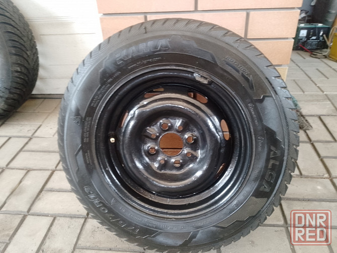 Продам Колесо на Ваз покрышка почти новая Кама Зима Донецк - изображение 2