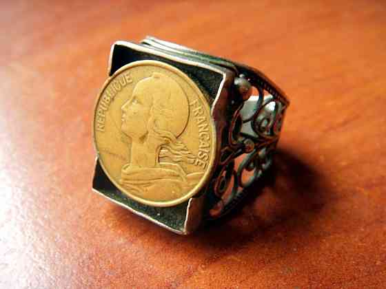 Перстень с монетой Донецк