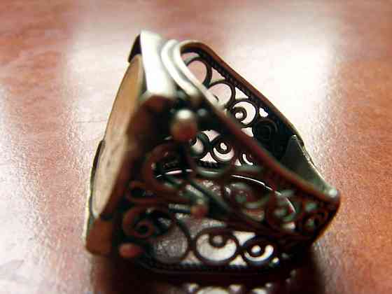 Перстень с монетой Донецк