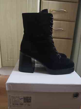 Удобные мягкие зимние ботильоны Донецк
