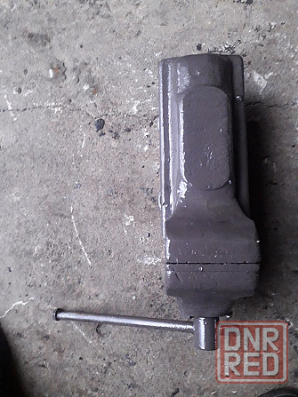 Тиски ссср Донецк - изображение 3