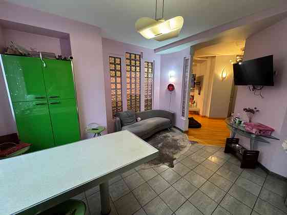 Продажа Квартиры в Доме Новострой (консьерж , видеонаблюдение )Лучшая Локация Донецка 147 Квадратов Донецк