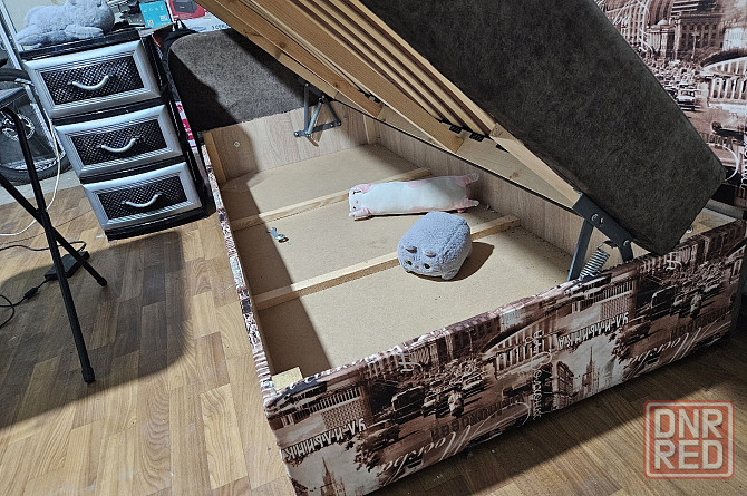 Диван Донецк - изображение 2