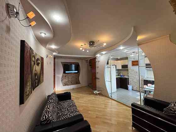 сдам 4х комн квартиру в новостройке, ворошил. р-н, набережная, евро Донецк