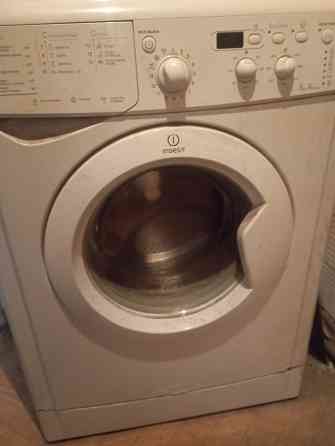 Стиралка Индезит на запчасти Донецк